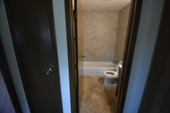 CassStreetApts_UpperUnit_Bathroom